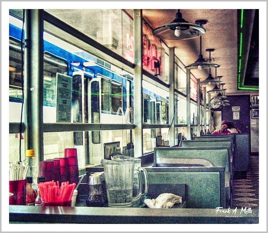 '31 Deluxe Ford Sedan