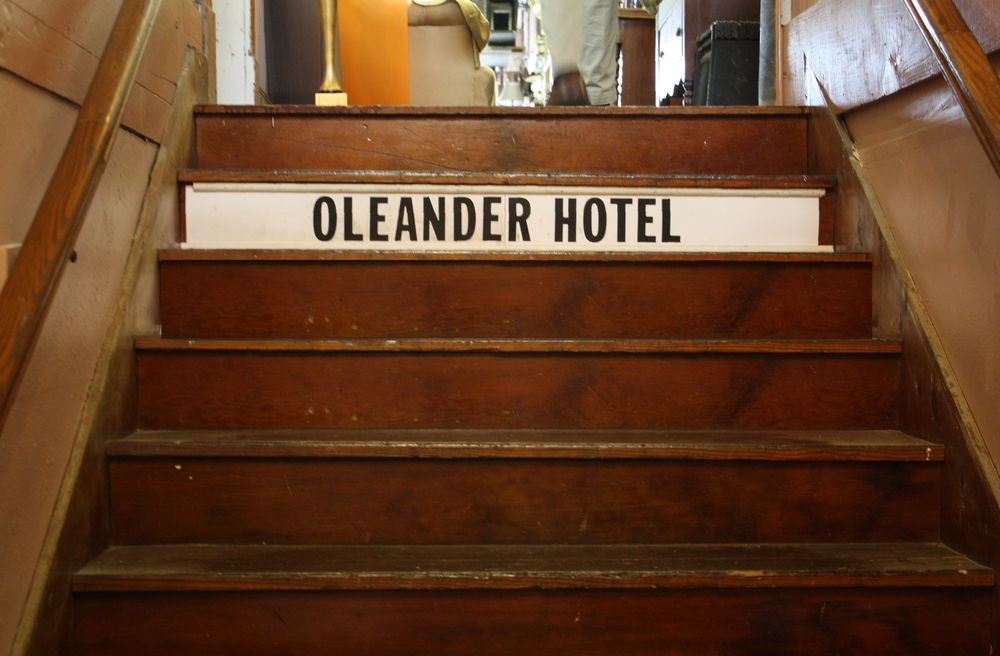 Oleander Hotel Steps