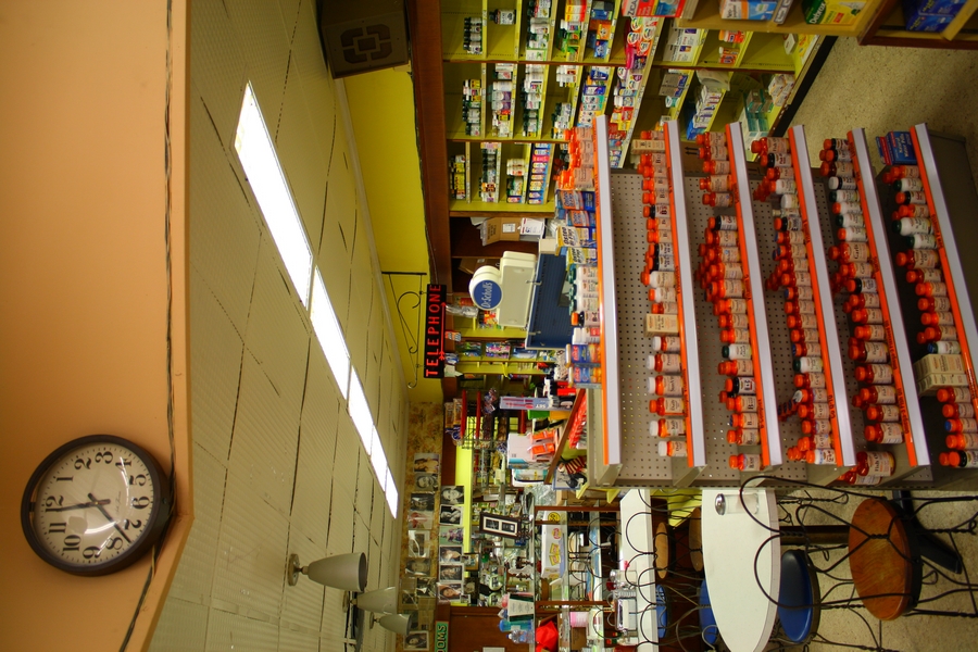 Nau's Enfield Drug, stuffed aisles, Austin, TX