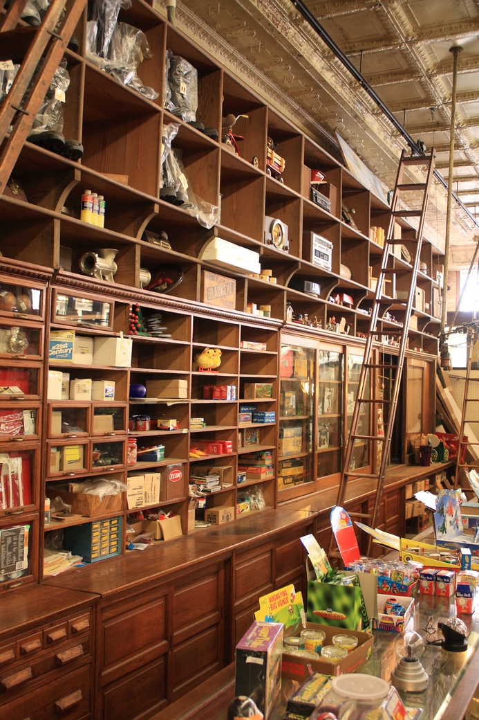 Henne Hardware, New Braunfels, TX